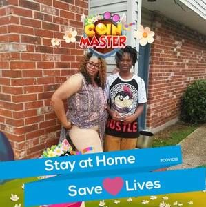 Meet your Posher, Debbie